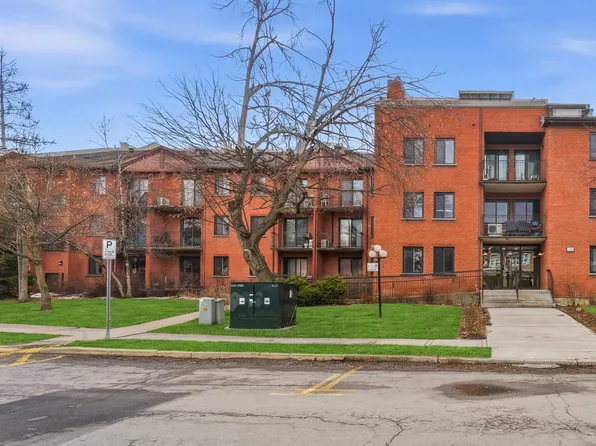 1800 Rue Du Caribou #210, Longueuil, QC J4N 1K2