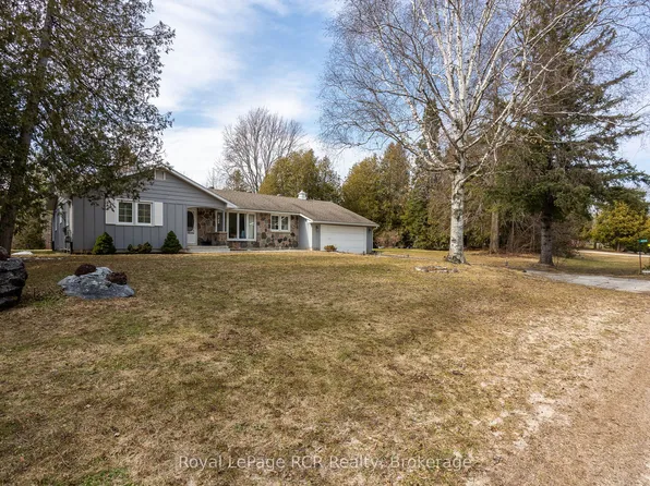 406 Balmy Beach Rd, Georgian Bluffs, ON N4K 5N4