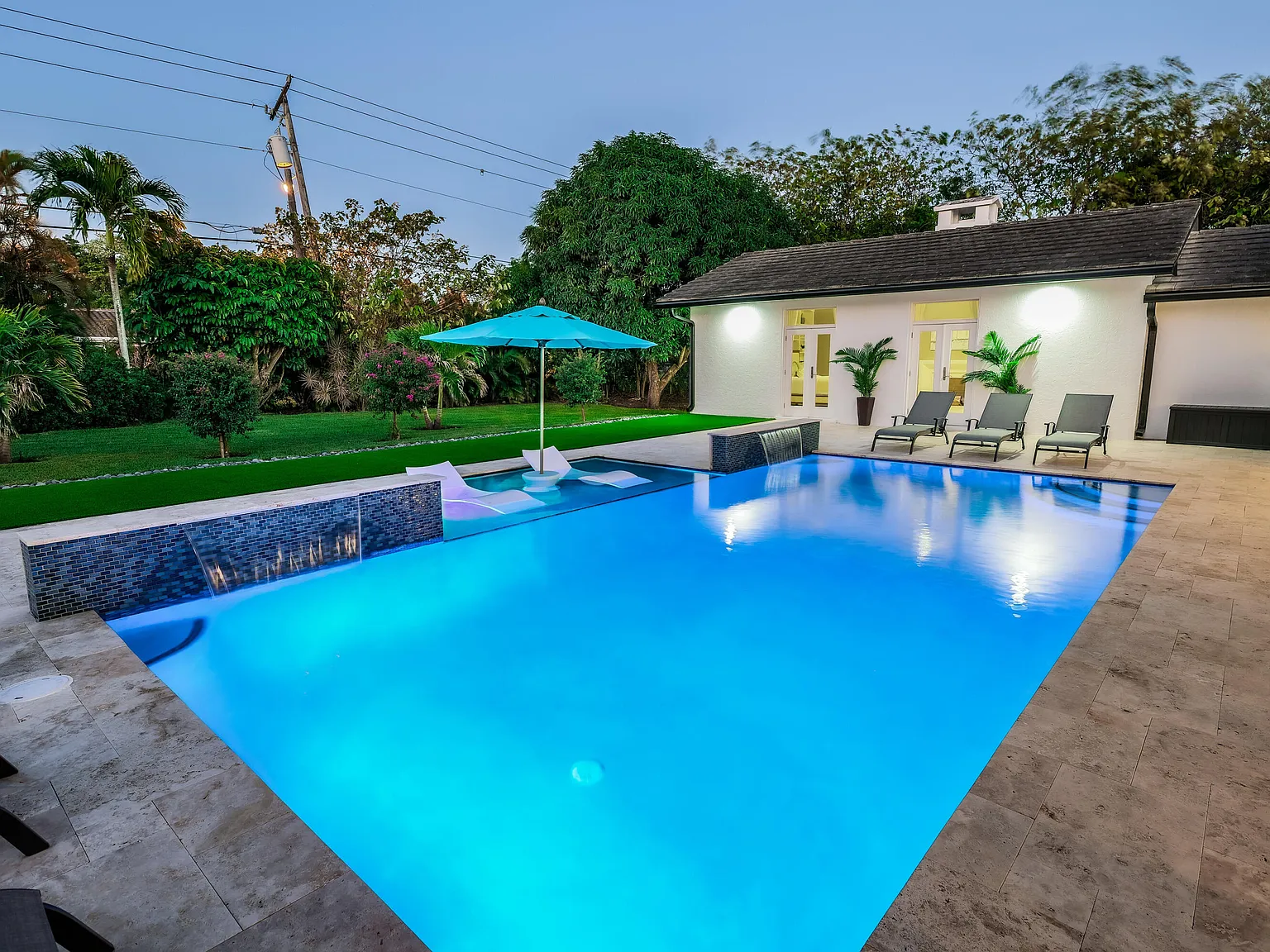 5 bed, 2.5 bath, 3053 sqft, $16,000 — Photo 4