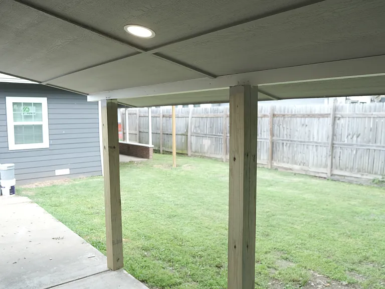 330 Pine Bluff St #2 — Photo 8