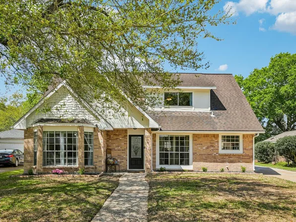 207 Lochnell Dr, Houston, TX 77062