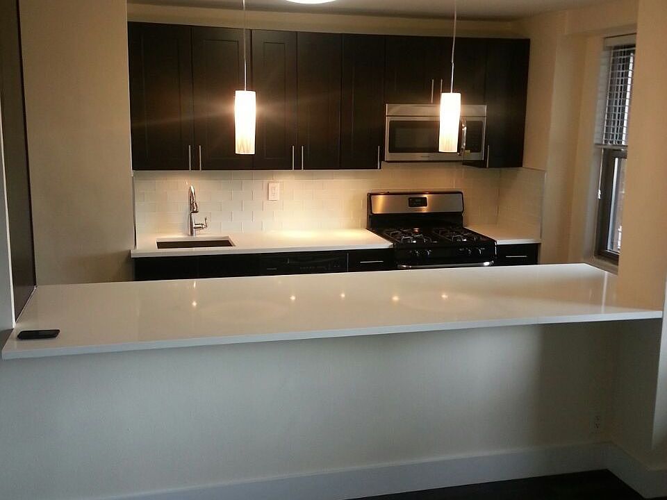 1st image of 10460 Queens Blvd #3D
