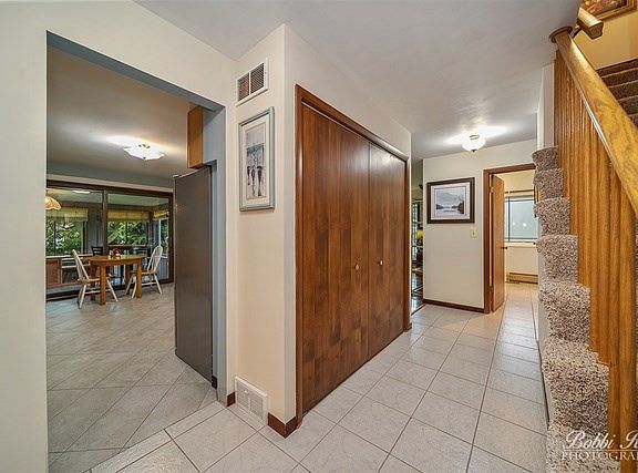 Front Entrance Hallway ; View from doorway