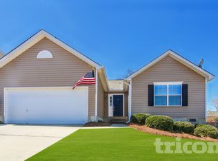 319 Quiet Grove Ln, Lexington, SC 29072