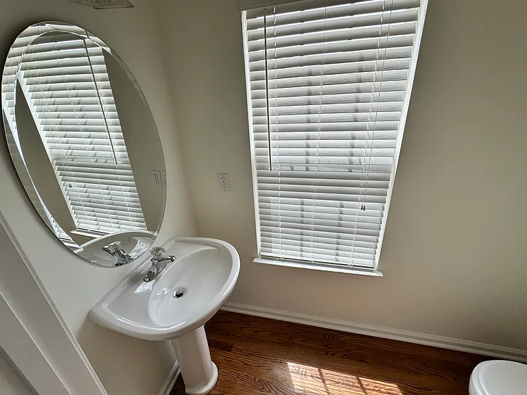 110 Cambria Ct — Photo 10