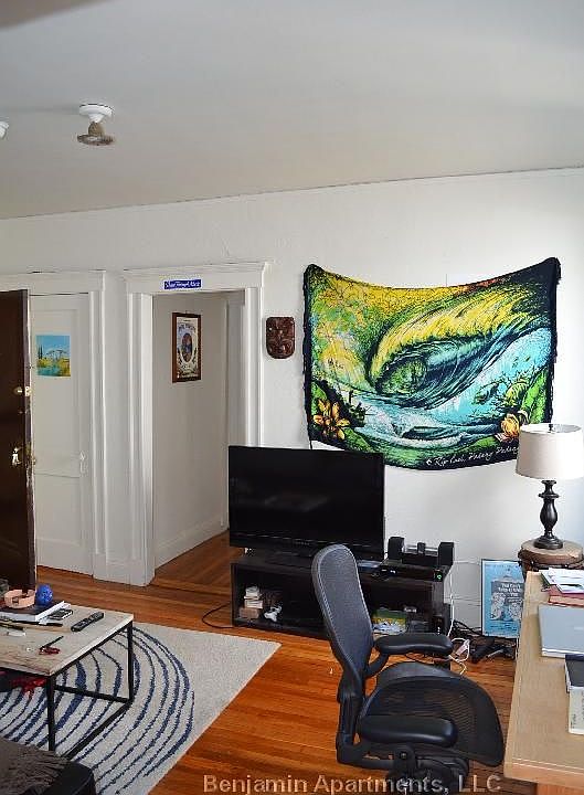 2nd image of 1163 Boylston St Unit 14D