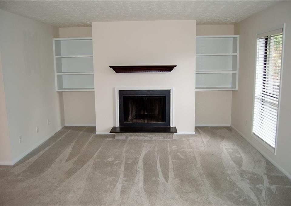 1st image of 509 Embers Dr SE #509