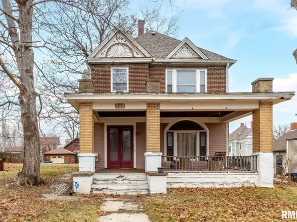 532 W 8th St, Davenport, IA 52803