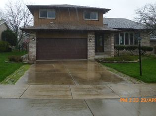 5401 Jessica Dr, Oak Forest, IL 60452