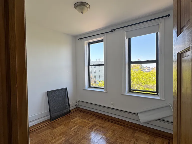 1913 Stillwell Ave #2 — Photo 3