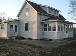 425 Sam Gilliland Rd, Oak Hill, OH 45656