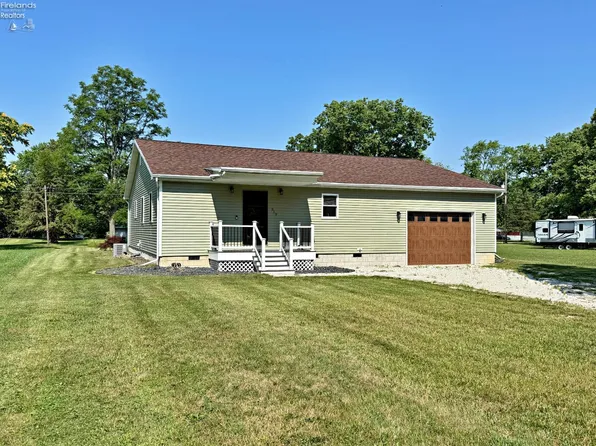 319 Monroe St, Bettsville, OH 44815