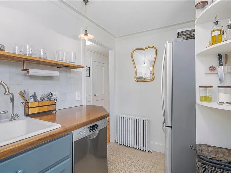 36 Kay St #3 — Photo 13