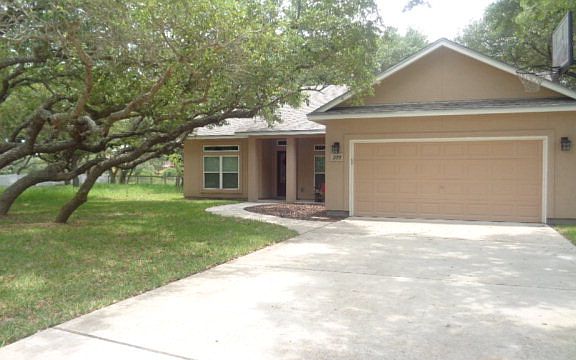 3rd image of 209 Royal Oaks Dr