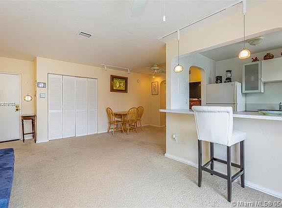 4th image of 1530 Pennsylvania Ave APT 301