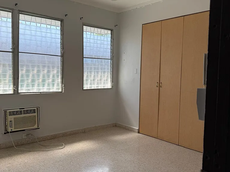 314 Manuel F Rossy — Photo 11