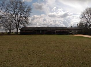 4151 W Highway 4, Century, FL 32535