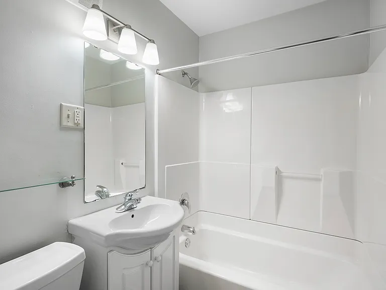 6. 525 Oxford 3 - Bath 6. 525 Oxford 3 - Bath