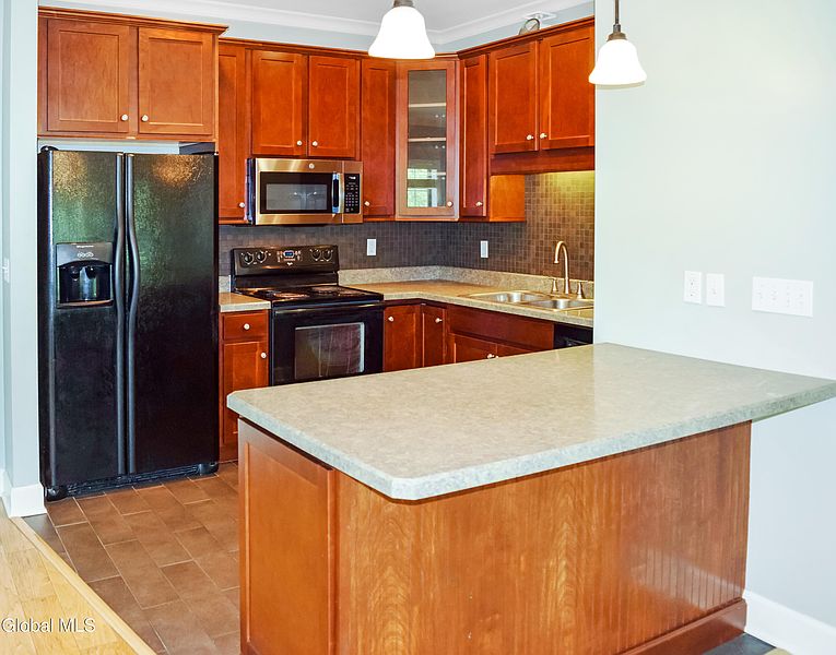 5th image of 9 Lancaster Place