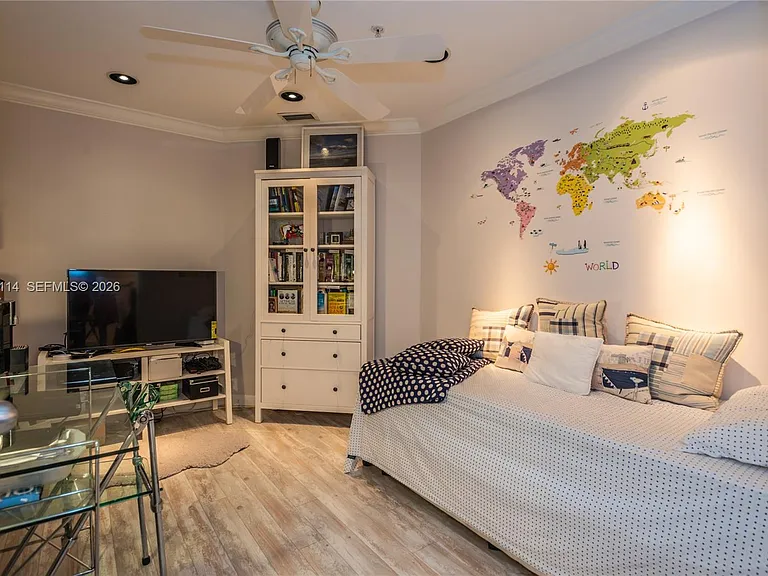 888 Brickell Key Dr #211 — Photo 21