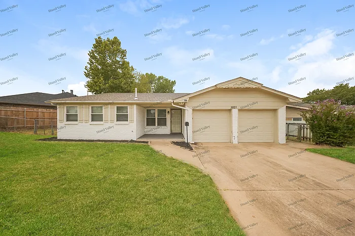 3821 Rosewood Ct