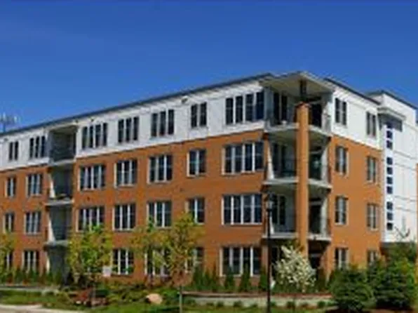 410413 Farrell St, South Burlington, VT 05403