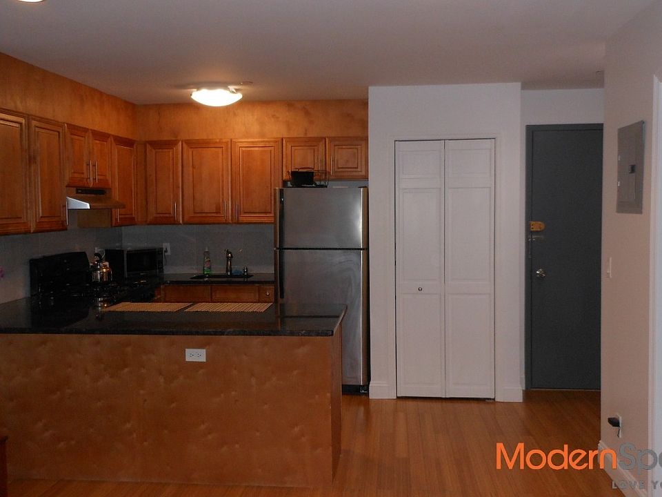 1st image of 4718 11th St