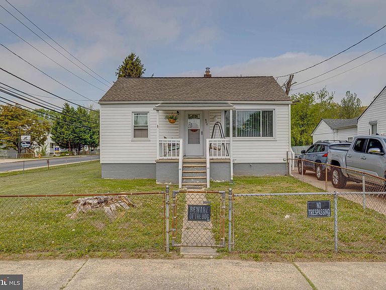Listing photo 3