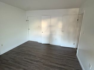 236 N Baltimore Ave APT 3, Mount Holly Springs, PA 17065