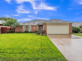973 Mesa Vista Dr, Crowley, TX 76036
