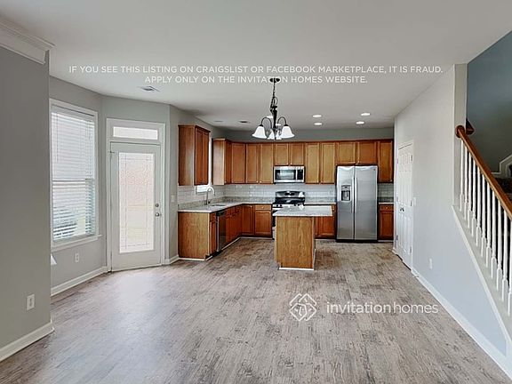 4th image of 2322 Loowit Falls Dr