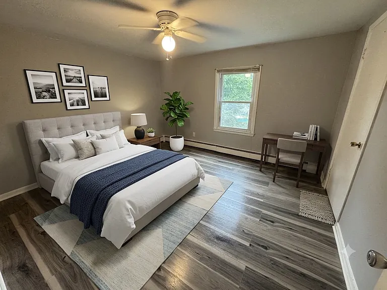21 Reservoir Rd #4 — Photo 3