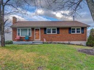 1405 Blackwood Dr, Salem, VA 24153