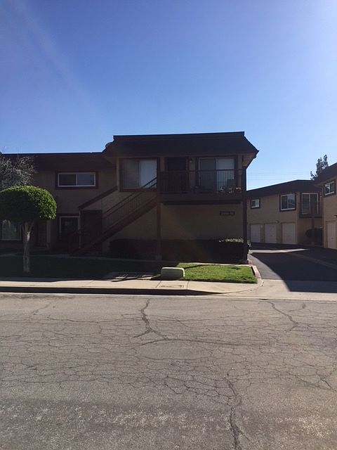 1st image of 2050 E Greenhaven St