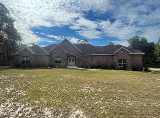 7412 Caraway Rd, Moss Point, MS 39562