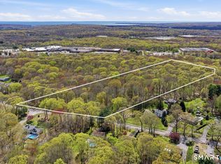 76 Dayton Road, Waterford, CT 06385
