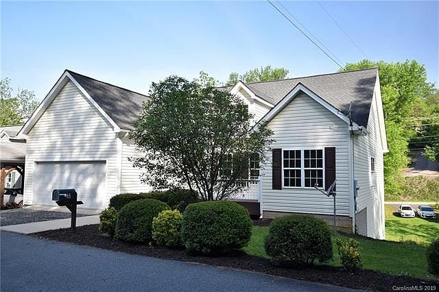 1st image of 65 Stratford Pl