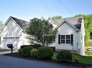 65 Stratford Pl, Sylva, NC 28779