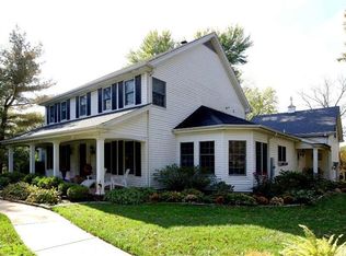 245 N Price Rd, Saint Louis, MO 63124