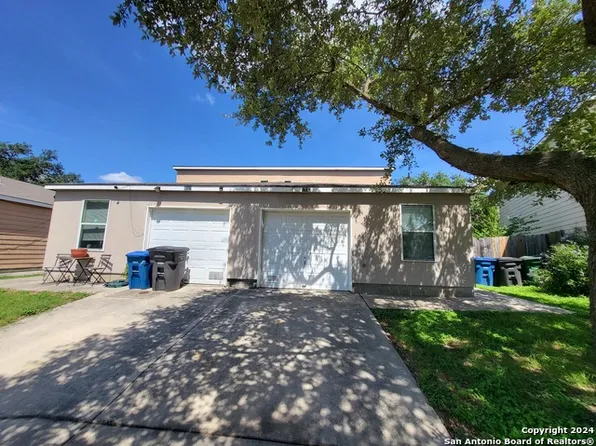 8009 Maverick Climb, San Antonio, TX 78250