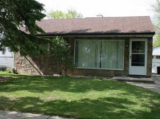 10250 Saratoga St, Oak Park, MI 48237
