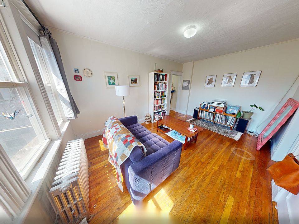 1st image of 1630 Commonwealth Ave #45