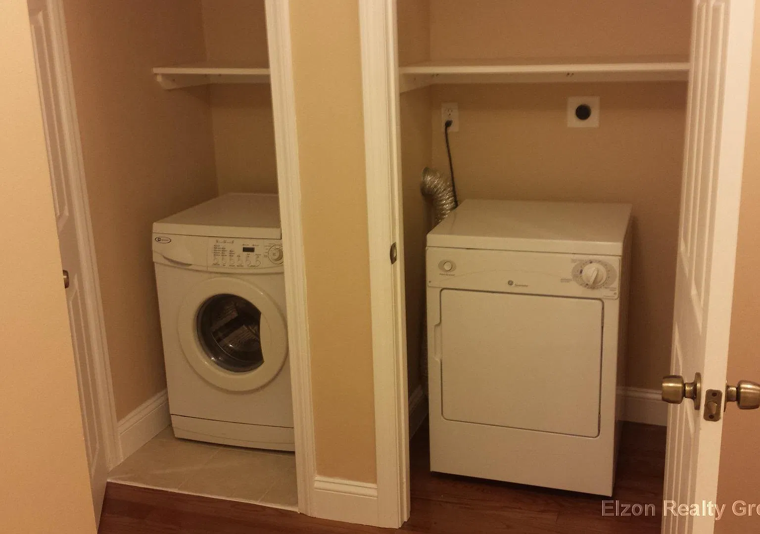 3 bed, 1.5 bath, $4,800 — Photo 4