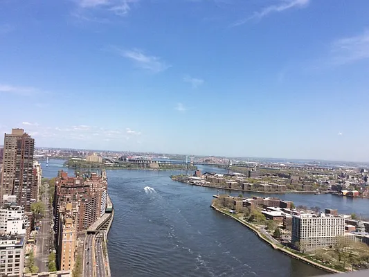 Rented by Sotheby's International Realty | media 19