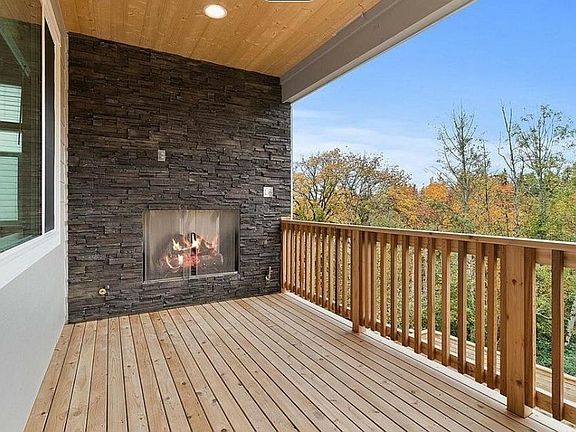 5th image of 8395 26th Street Ct E