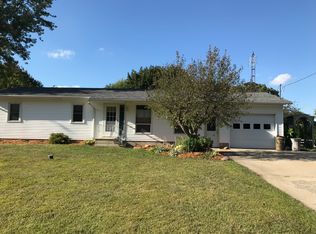 1585 E Deckerville Rd, Caro, MI 48723