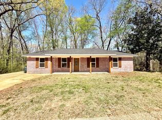321 Clayton Rd, Fulton, MS 38843