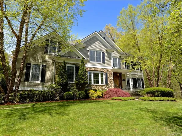 160 Edward Pl, Stamford, CT 06905