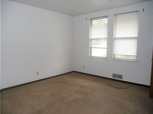 4th image of 2800 & 2802 Kenilworth Ave