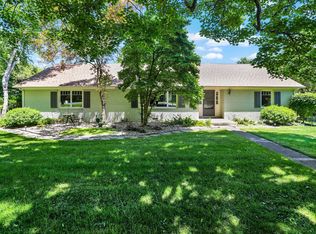 695 Mulberry St, Zionsville, IN 46077